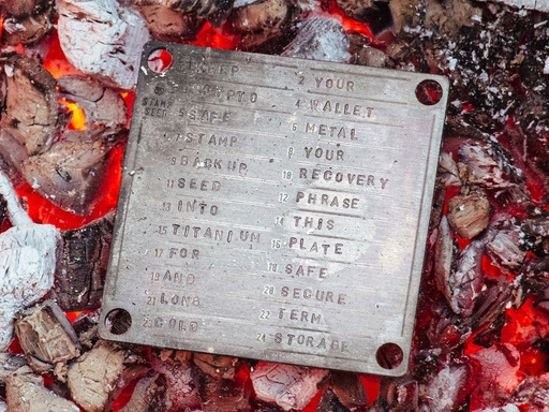 Fotografija izdelka Stamp Seed titanova plošča za 24 besed